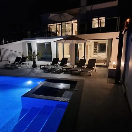 Casa Bella Vista - Calheta Ferienhaus